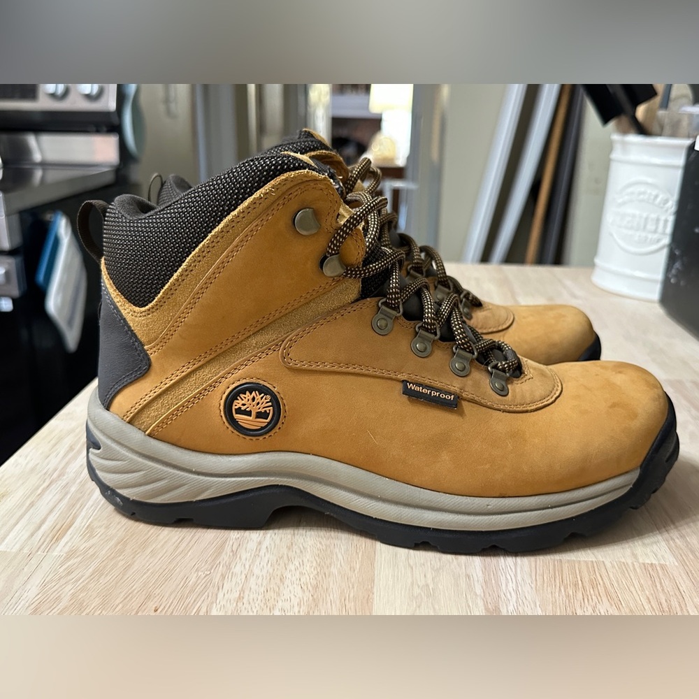 Timberland White Ledge Size 10 - Picture 3 of 6